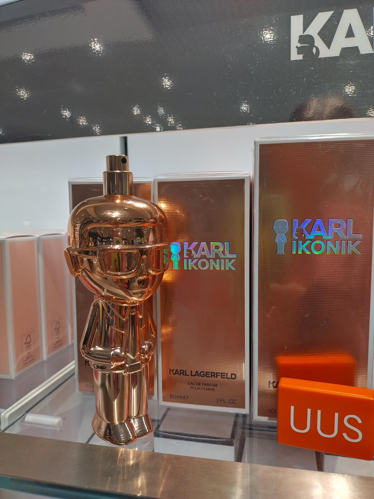 Ikonik Woman Karl Lagerfeld Parfum Een Nieuwe Geur Voor Dames