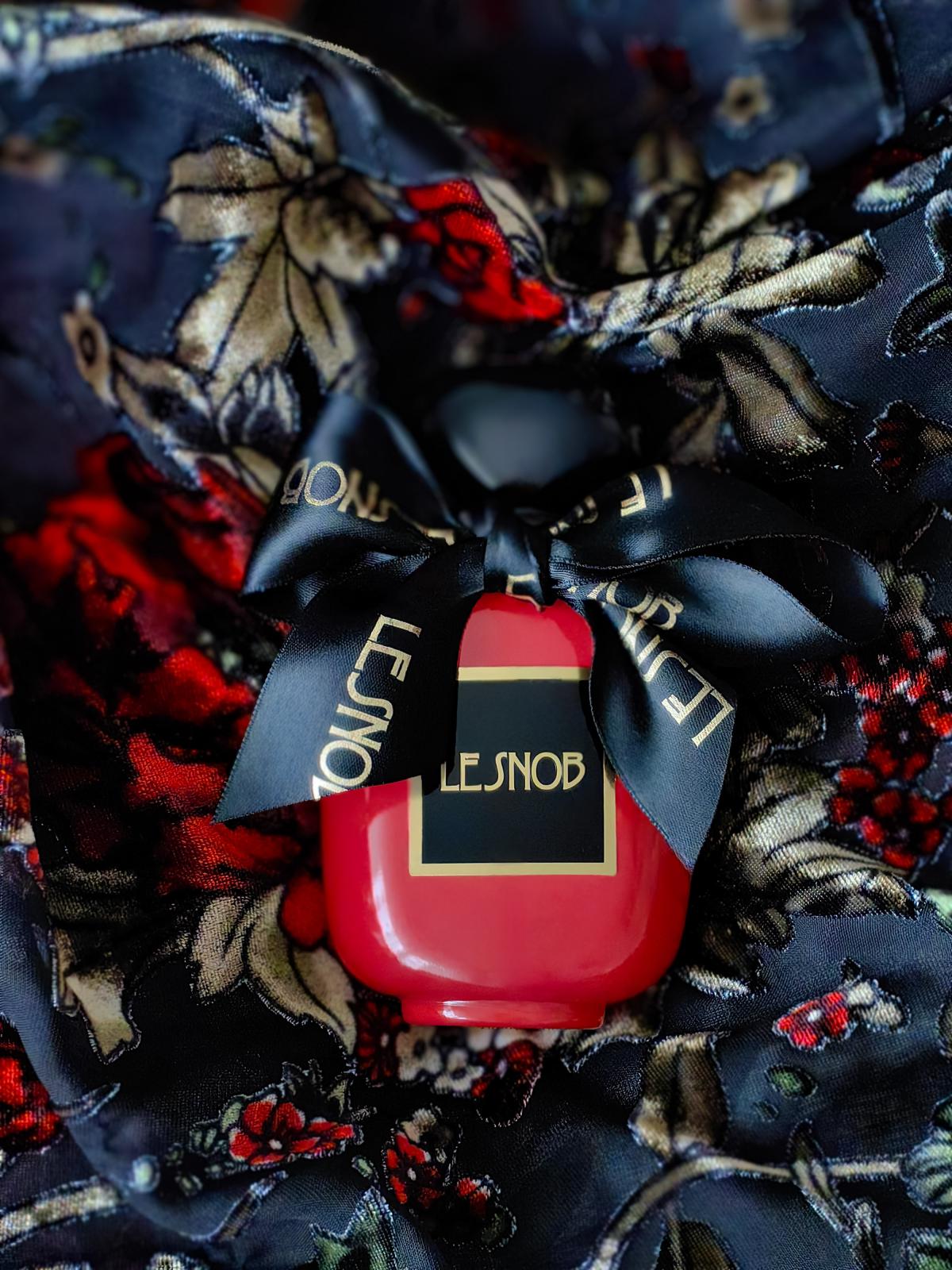 LE SNOB No III Red Rose Les Parfums De Rosine Parfum Un Parfum Pour