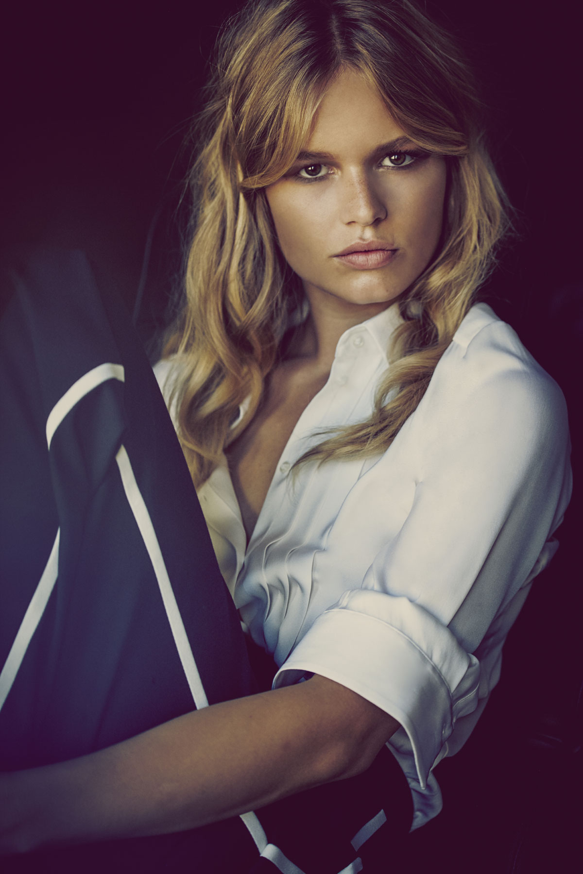 Anna Ewers ad
