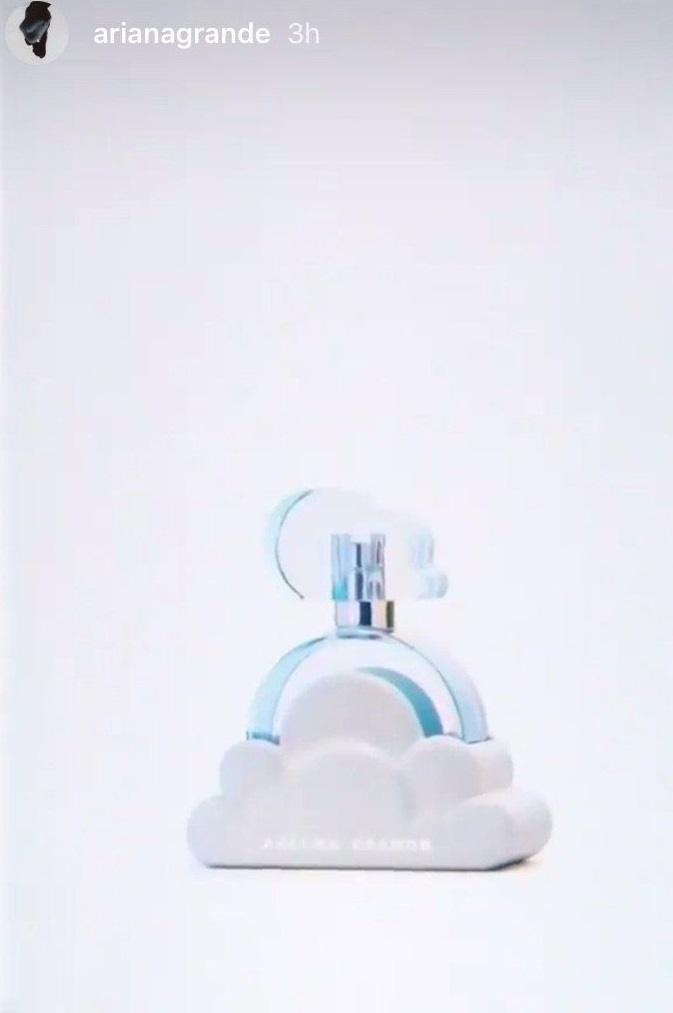 Araiana Grande Cloud instagram