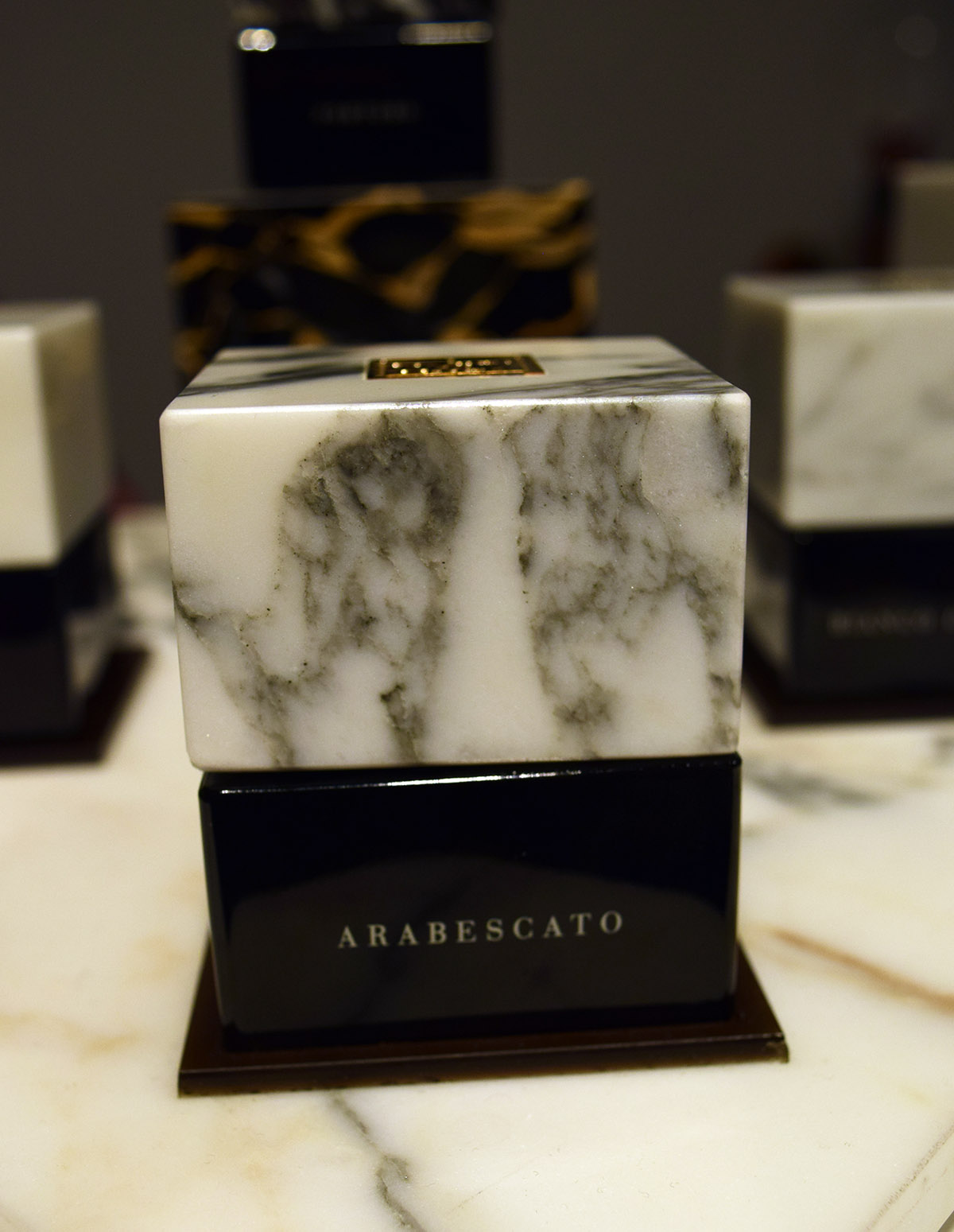 I Profumi del Marmo: Arabescato.
