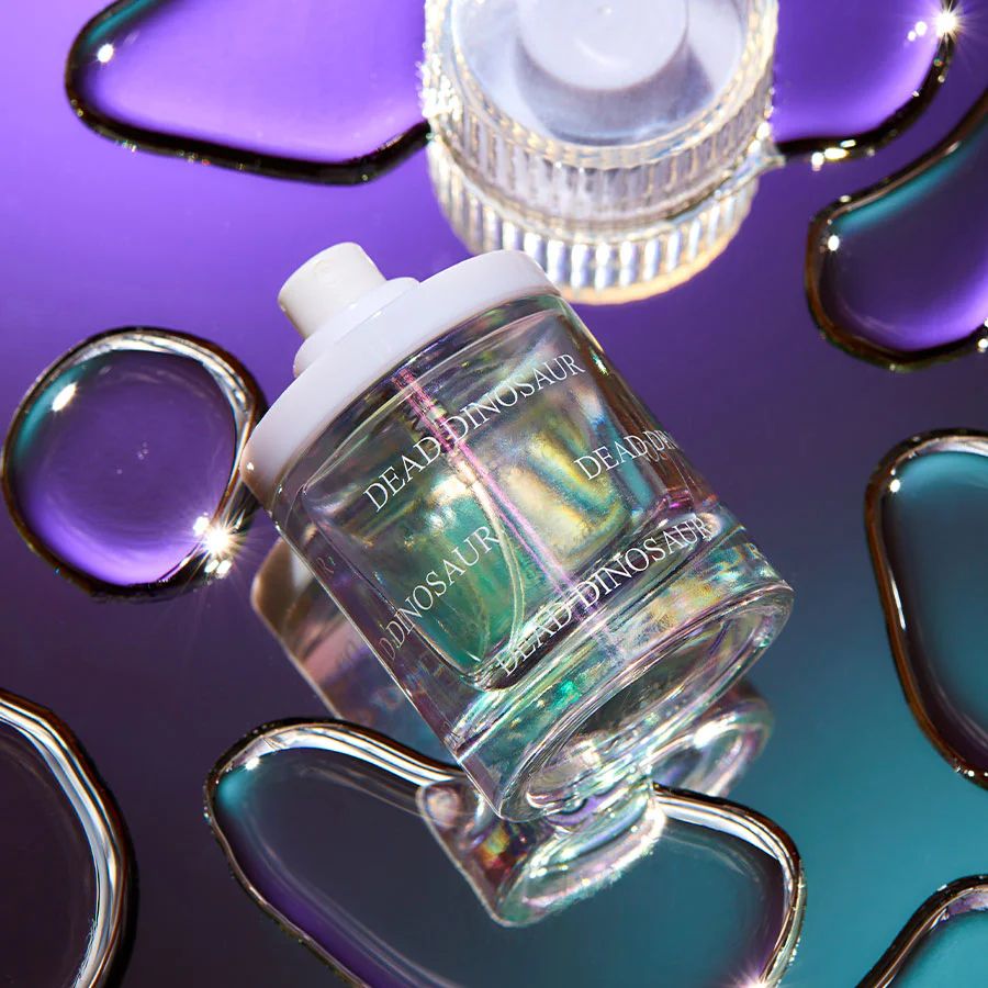 Snifs Dead Dinosaur: Ein prächtiges, ergreifendes Fruchtleder ~ Reviews Snifs Dead Dinosaur: Ein prächtiges, ergreifendes Fruchtleder ~ Reviews