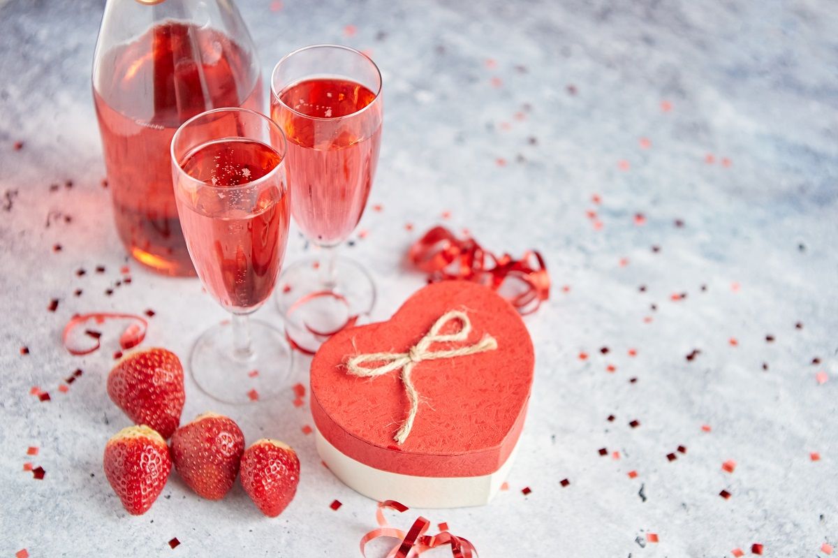 champagne & strawberries