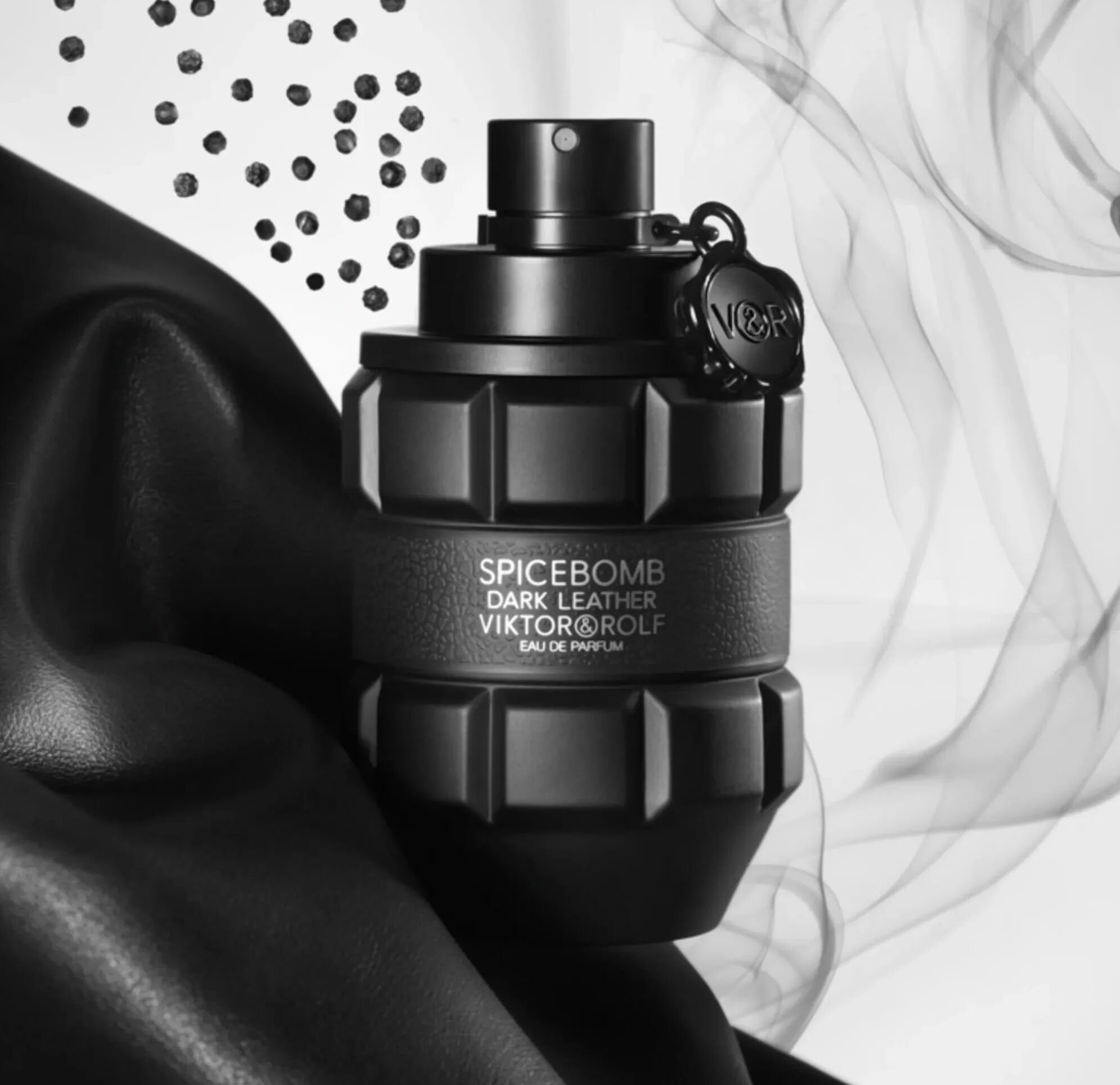 Spicebomb Dark Leather di Viktor & Rolf ~ Nuove Fragranze