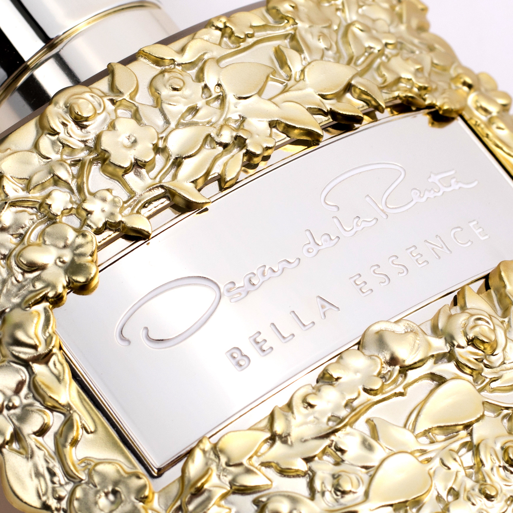 BELLA ESSENCE Oscar de la Renta Cheesecake εσπεριδοειδών γαρνιρισμένο