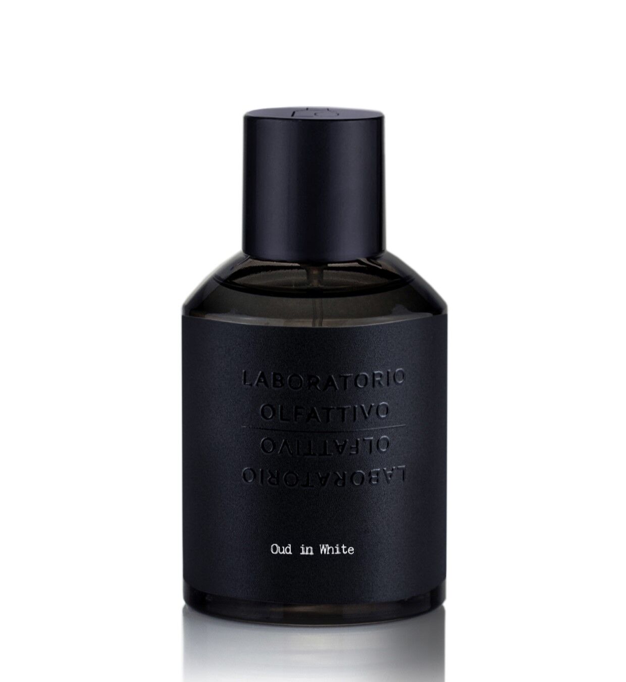 oud in white laboratorio olfattivo