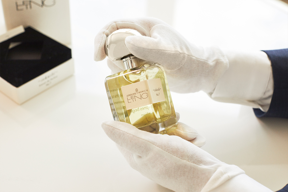 FRAGRANTICA Editors Favorite Perfumes of 2022 ~ Fragrantica