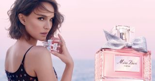 Miss Dior Parfum Сүрчигний Сурталчилгаа 