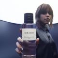 Дженна Ортега в новой рекламной кампании аромата Gris Dior