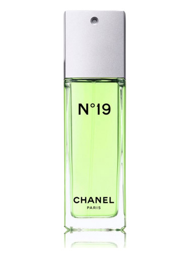 Chanel N°19 Chanel 香水- 一款1970年女用香水