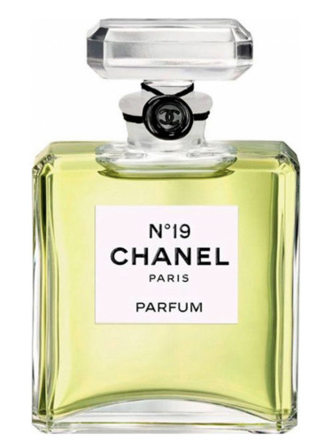 Chanel No 19 Parfum Chanel 香水- 一款1970年女用香水