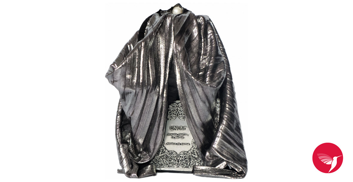Spell On You, Una tensión excitante. Léa Seydoux encarna el poder  magnético de la nueva fragancia Spell On You de Louis Vuitton. Descubra la  campaña. #LVParfums, By Louis Vuitton