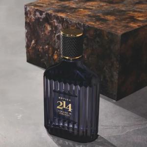 214 Wood &amp; Âmbar O Boticário perfume - a fragrância