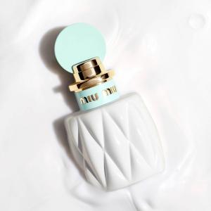 Miu Miu Fleur de Lait Miu Miu 香水- 一款2023年新的女用香水