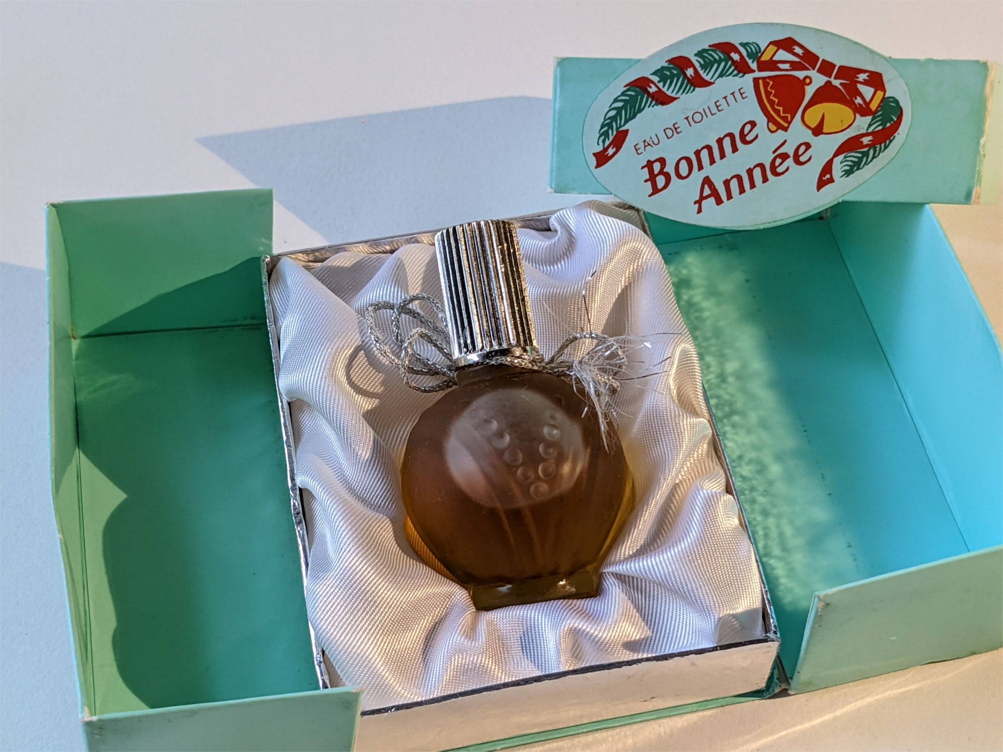 Bonne Année Новая Заря (The New Dawn) 香水 - 一款 1992年 女用 香水