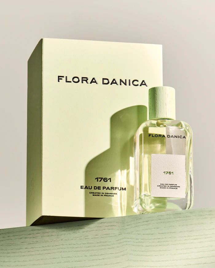 1761 Flora Danica parfum - un nouveau parfum pour homme et femme 2024