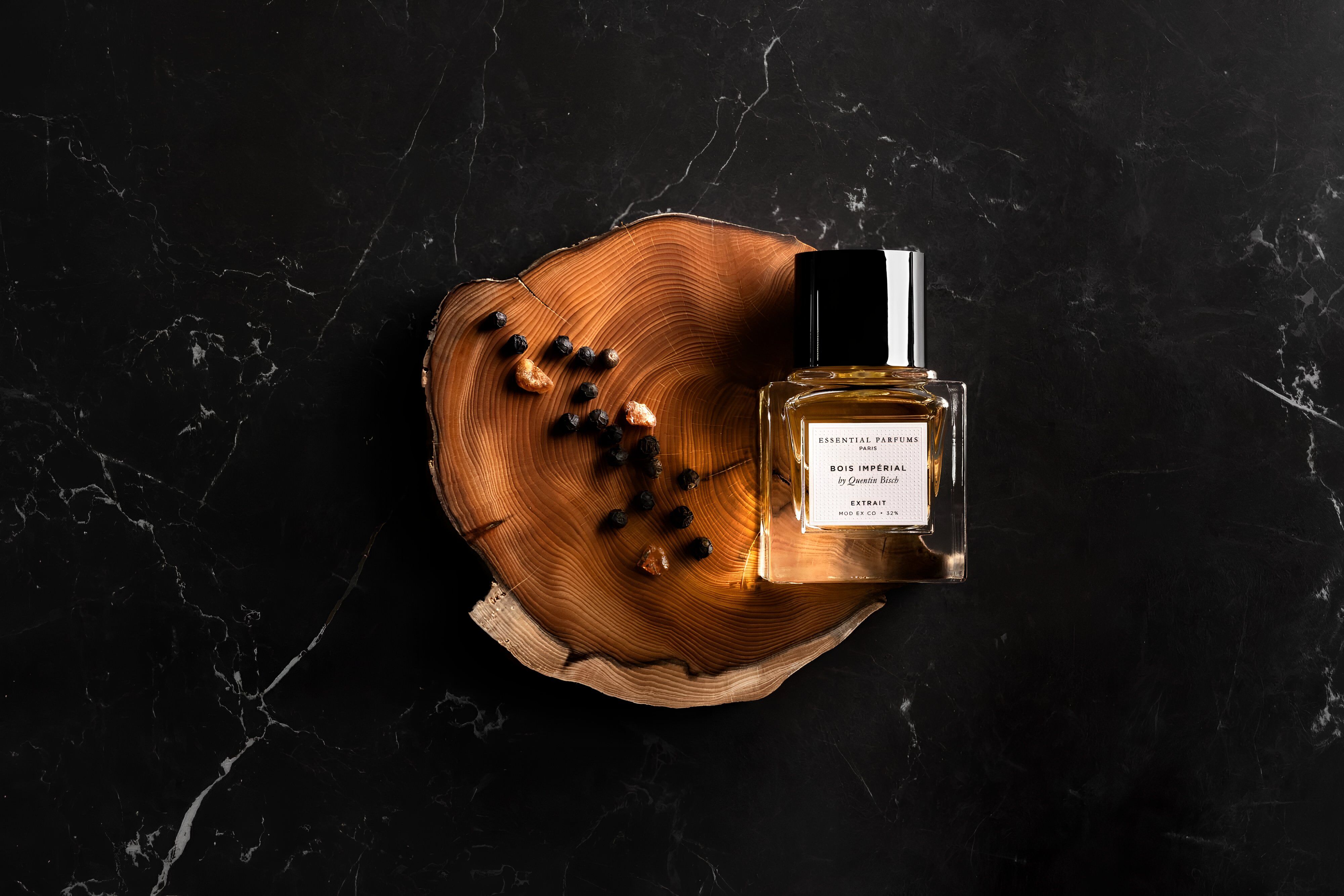 Bois Impérial Extrait Essential Parfums parfum - un nouveau parfum pour ...
