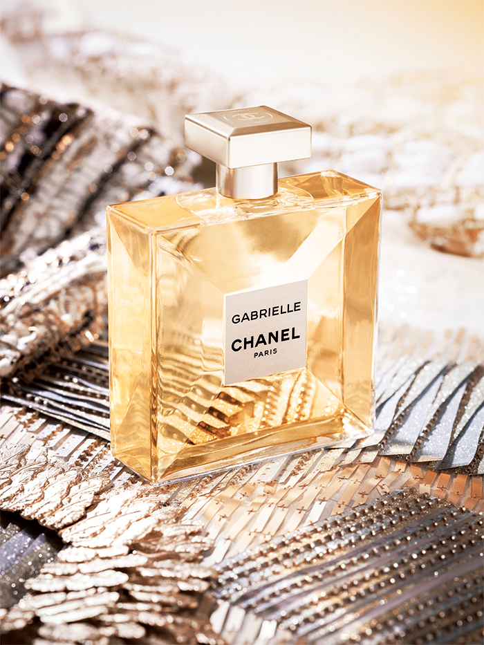 De Dior à Mugler : Les 10 meilleurs parfums de fleurs blanches sur le  marché actuel ~ Critiques de Parfums