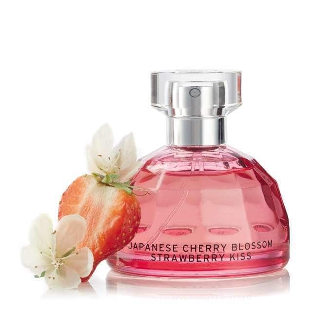 Japanese Cherry Blossom Strawberry Kiss The Body Shop fragancia una