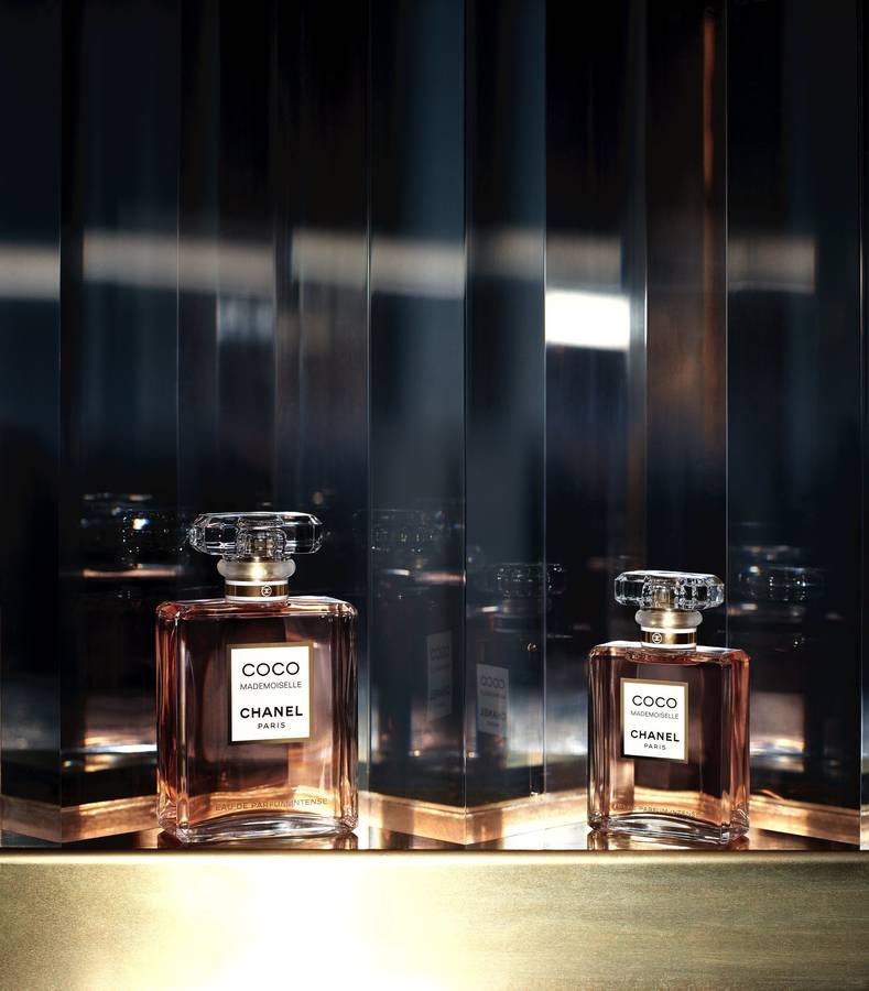 Coco Mademoiselle Intense Chanel perfume una fragancia para Mujeres 2018