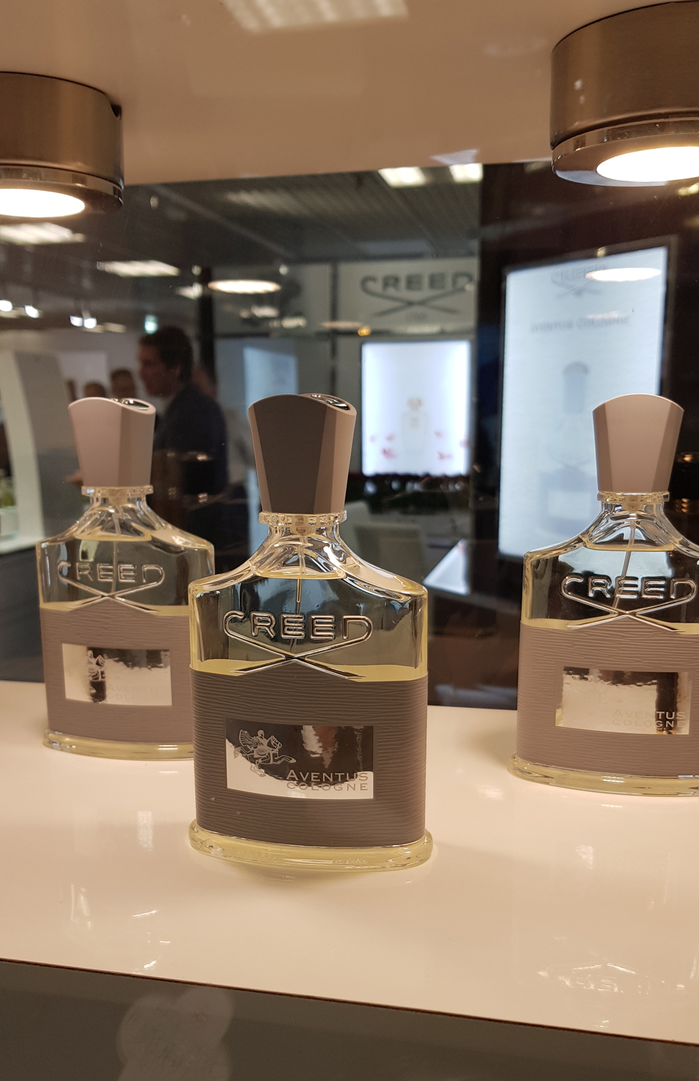 Aventus Cologne Creed одеколон — аромат для мужчин 2018