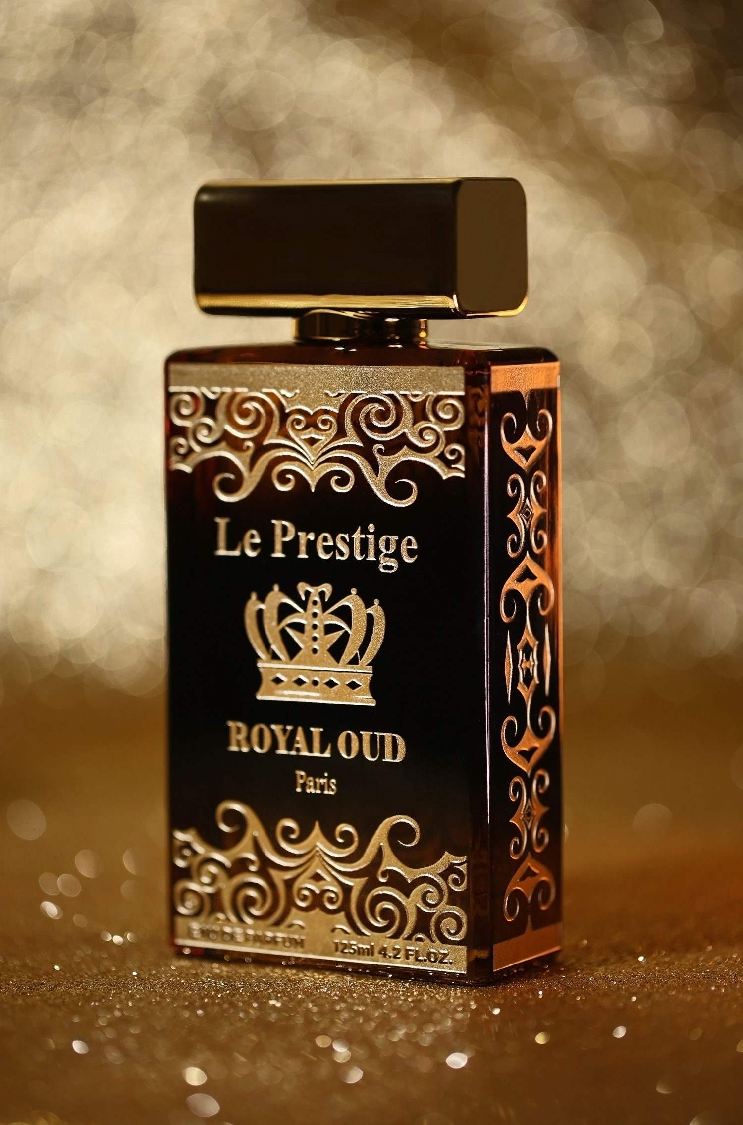 Glorious oud royal blanc. Rasayel oud духи. Аромат Карлофф Royal oud. Royal oud Arabian oud. Glorious oud oud Black духи.