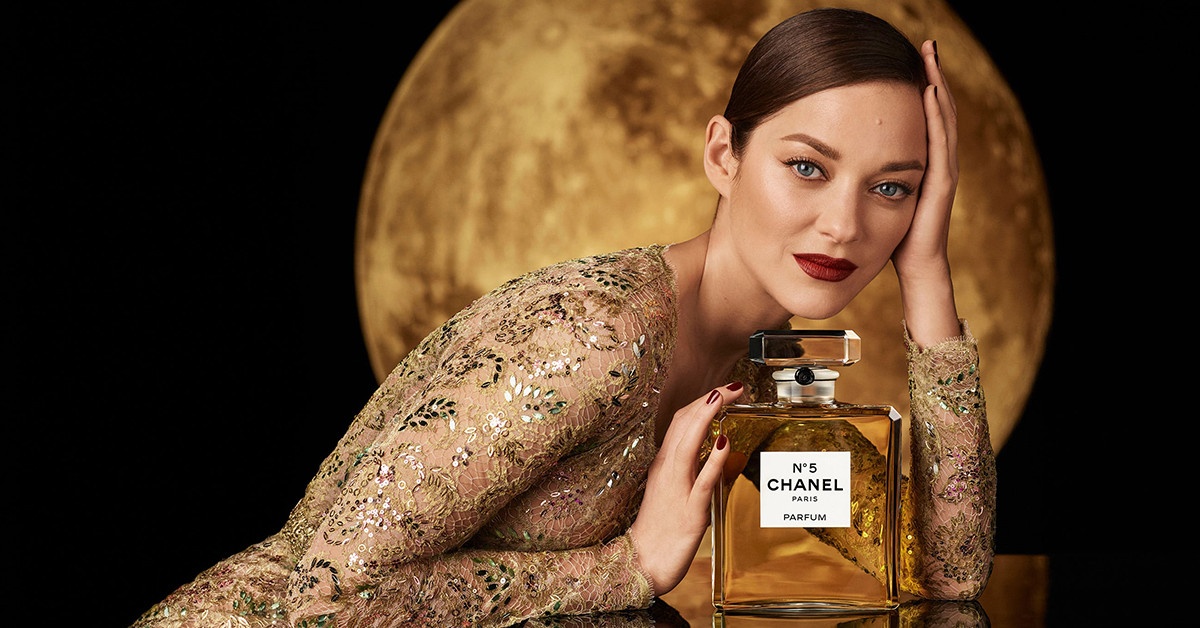 Chanel No 5: Ask For The Moon - Holiday Editions 2021 ~ Neuigkeiten