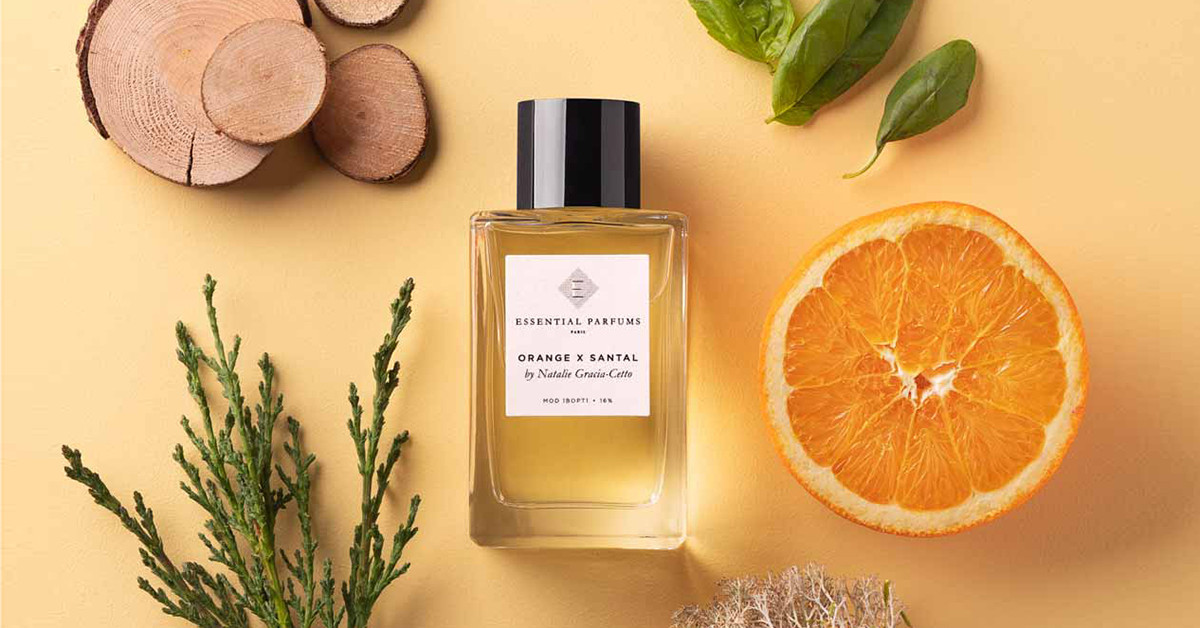 Essential parfums paris orange santal. Парфюм оранж. Бренд духов оранжевый. Эссеншел парфам. Духи Джамалин orang.