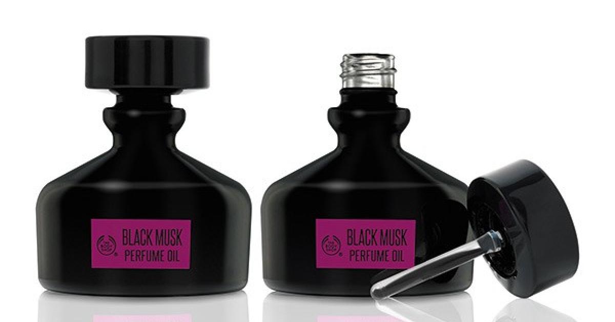 Black Musk the body shop духи. Black Musk Eau de Parfum. The body shop Black Musk Eau de Toilette. Мускус.