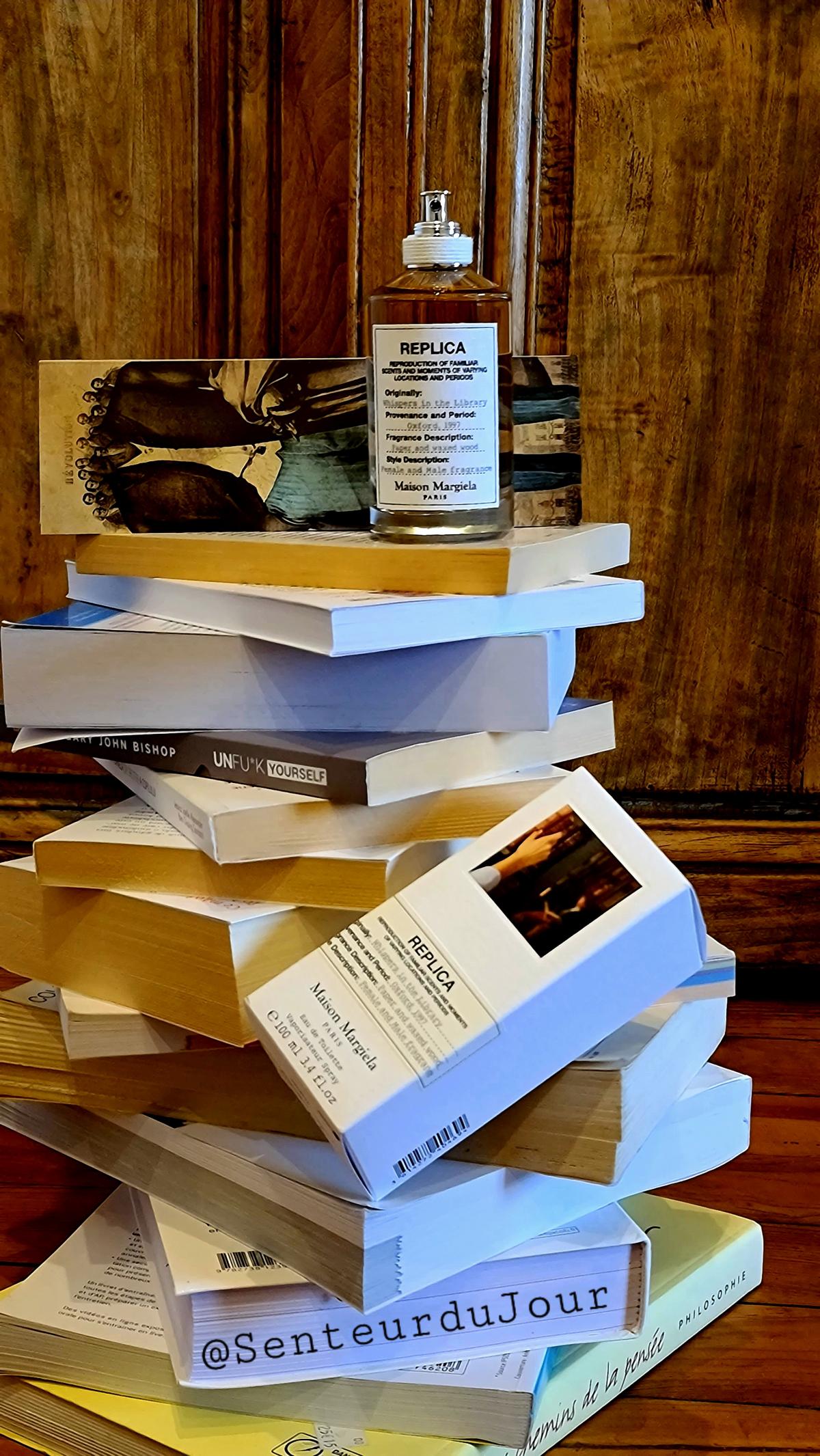 Whispers in the Library Maison Martin Margiela - una fragranza unisex 2019