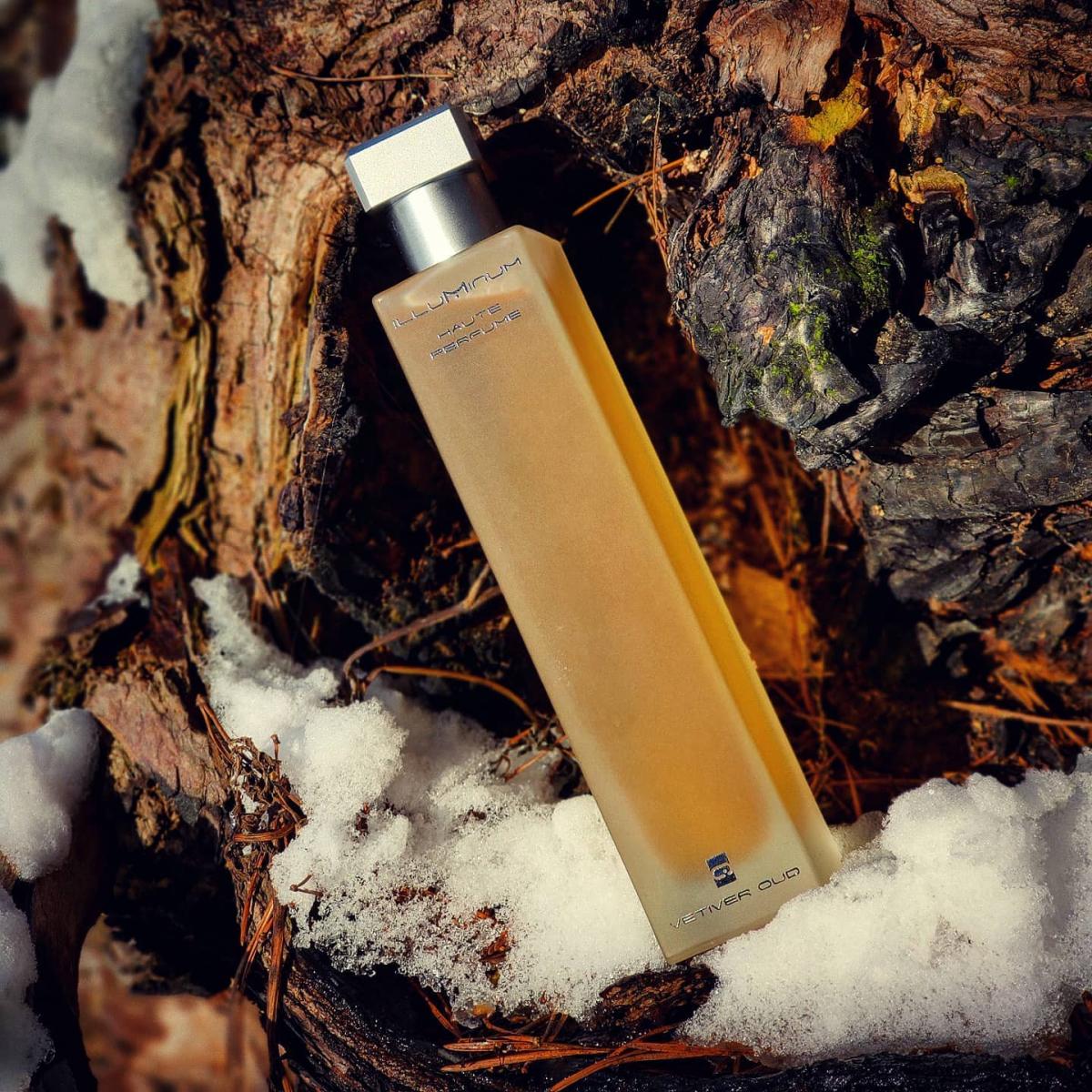 Vetiver OUD Illuminum عطر a fragrance للجنسين