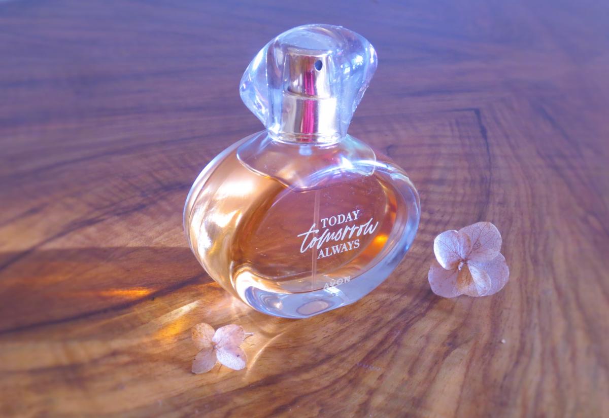 Tomorrow Avon άρωμα - ένα άρωμα για γυναίκες 2005