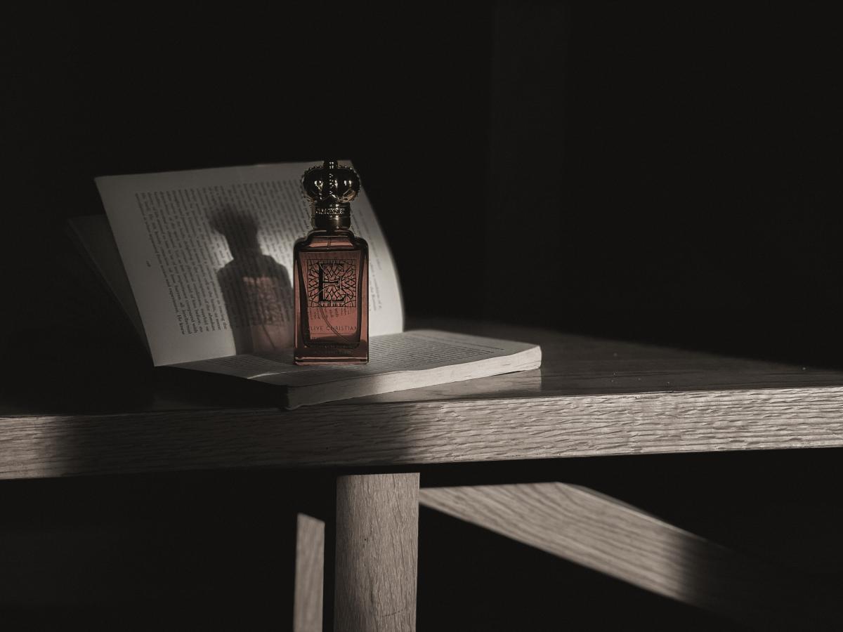 E for Men Gourmand Oriental With Sweet Clove Clive Christian Cologne