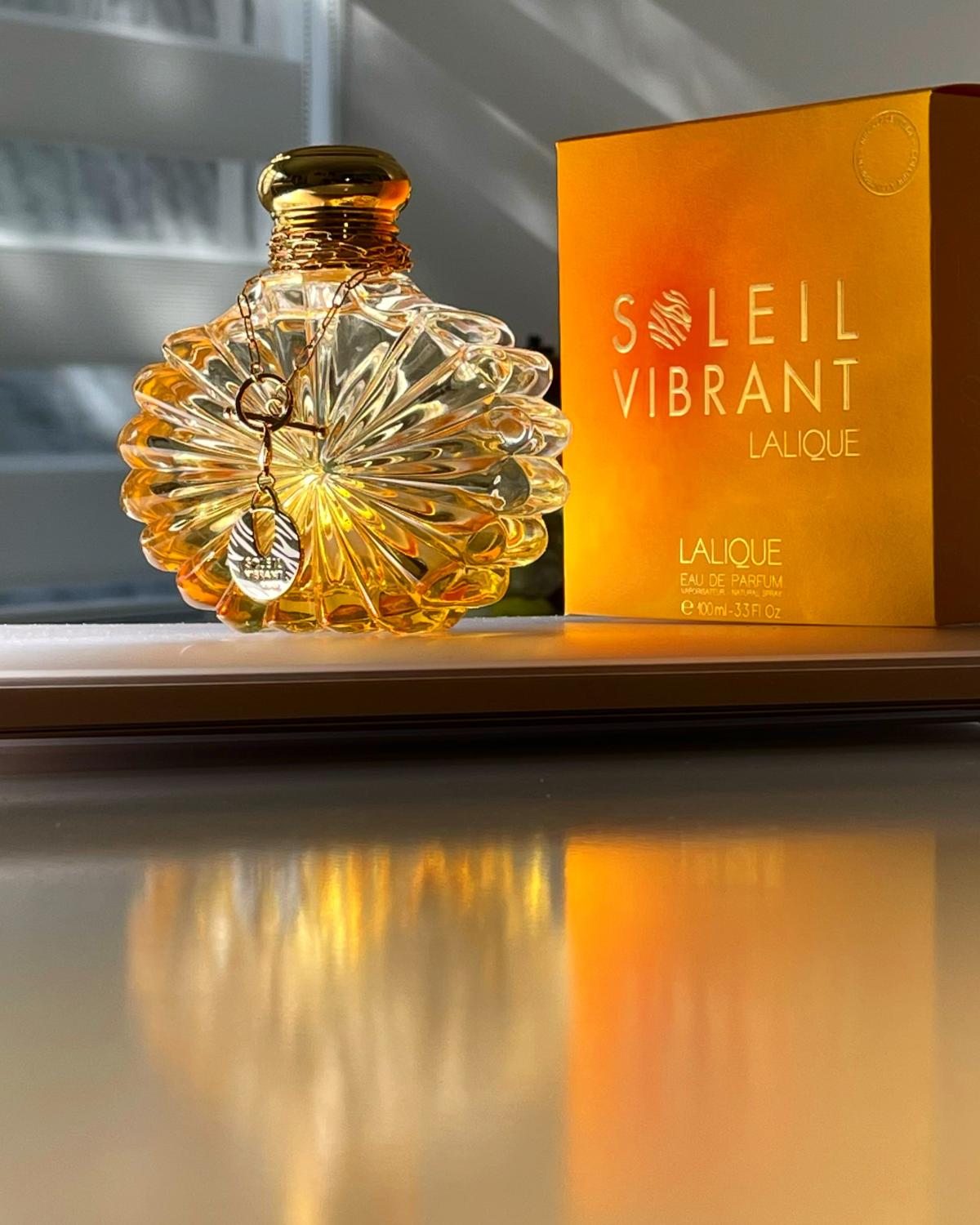 Soleil Vibrant Lalique аромат — новый аромат для женщин 2022