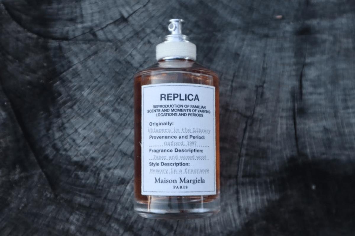 Whispers in the Library Maison Martin Margiela - una fragranza unisex 2019