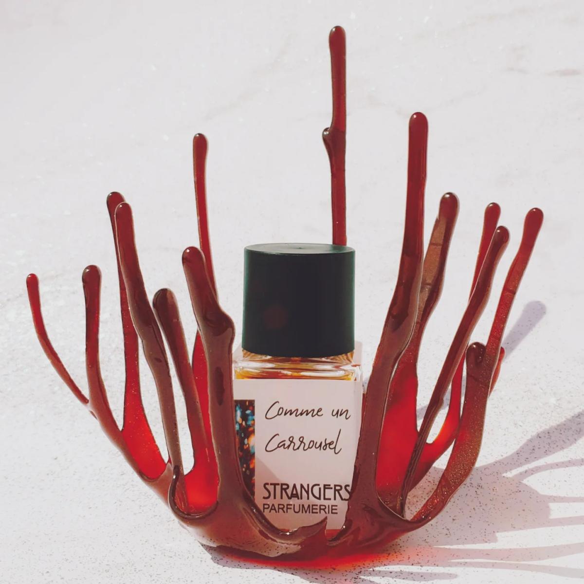 Comme Un Carrousel Strangers Parfumerie una fragranza unisex 2020