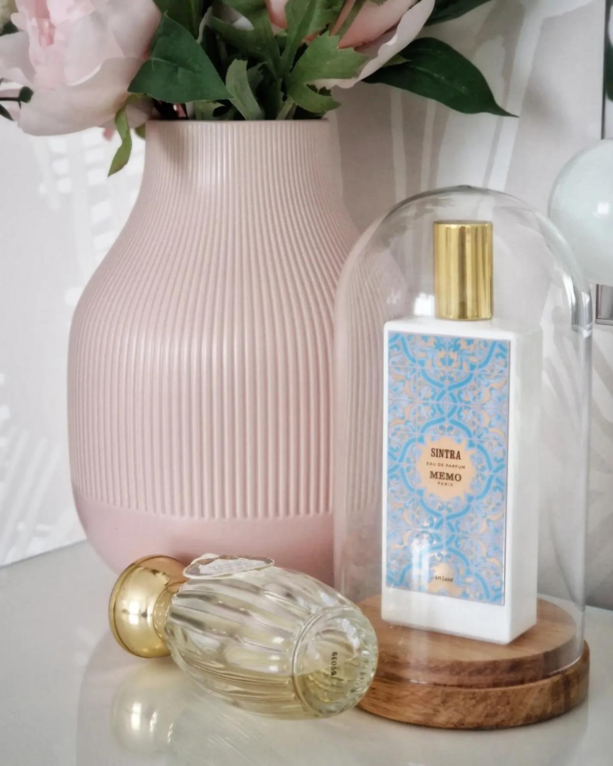 Sintra Memo Paris fragancia una fragancia para Hombres y Mujeres 2020