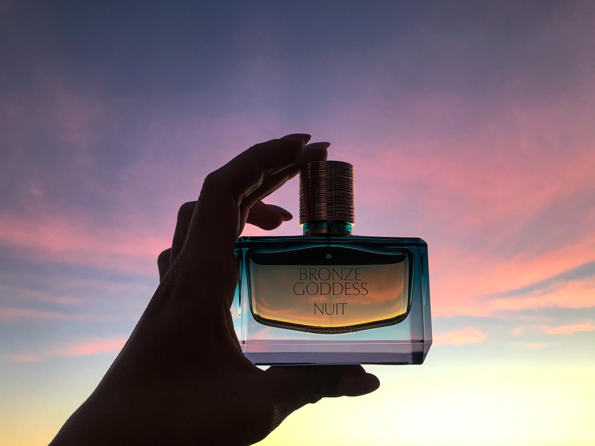 Bronze Goddess Nuit Estée Lauder άρωμα ένα νέο άρωμα για γυναίκες 2022