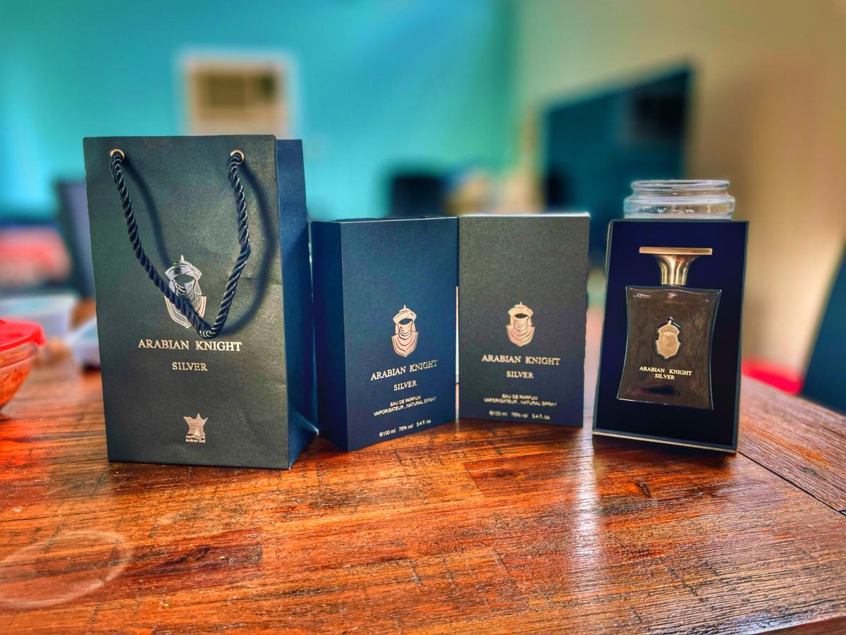 Arabian Knight Silver Arabian Oud Kolonjska voda parfem za muškarce 2020