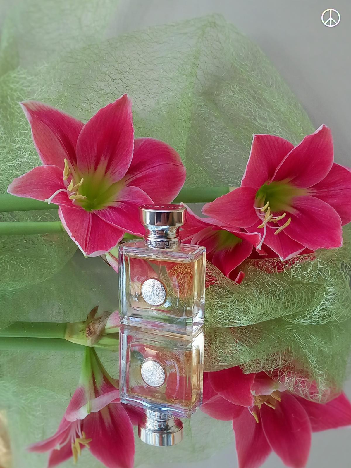 Versace Pour Femme Versace parfem - parfem za žene 2007