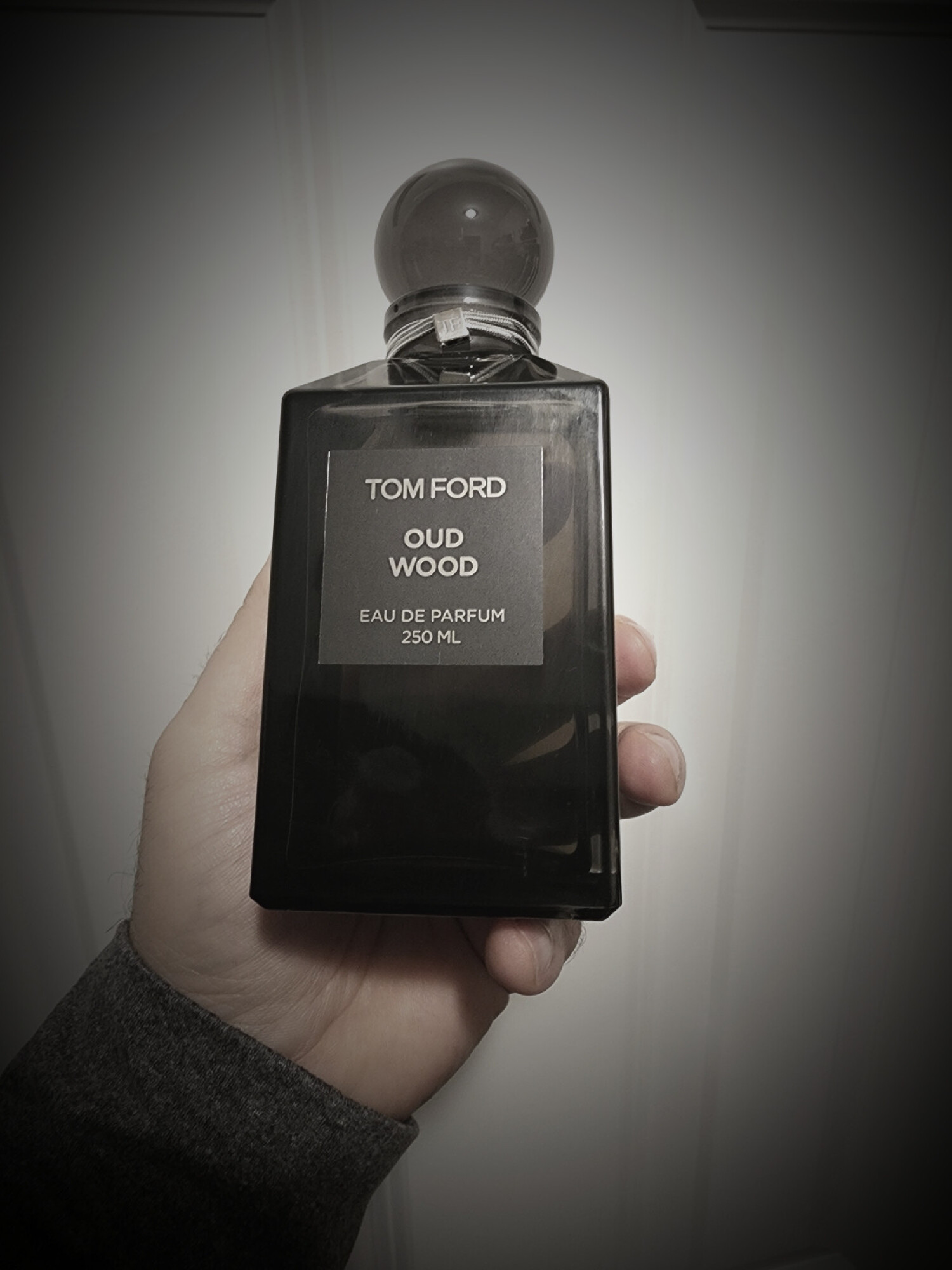 locion tom ford oud wood
