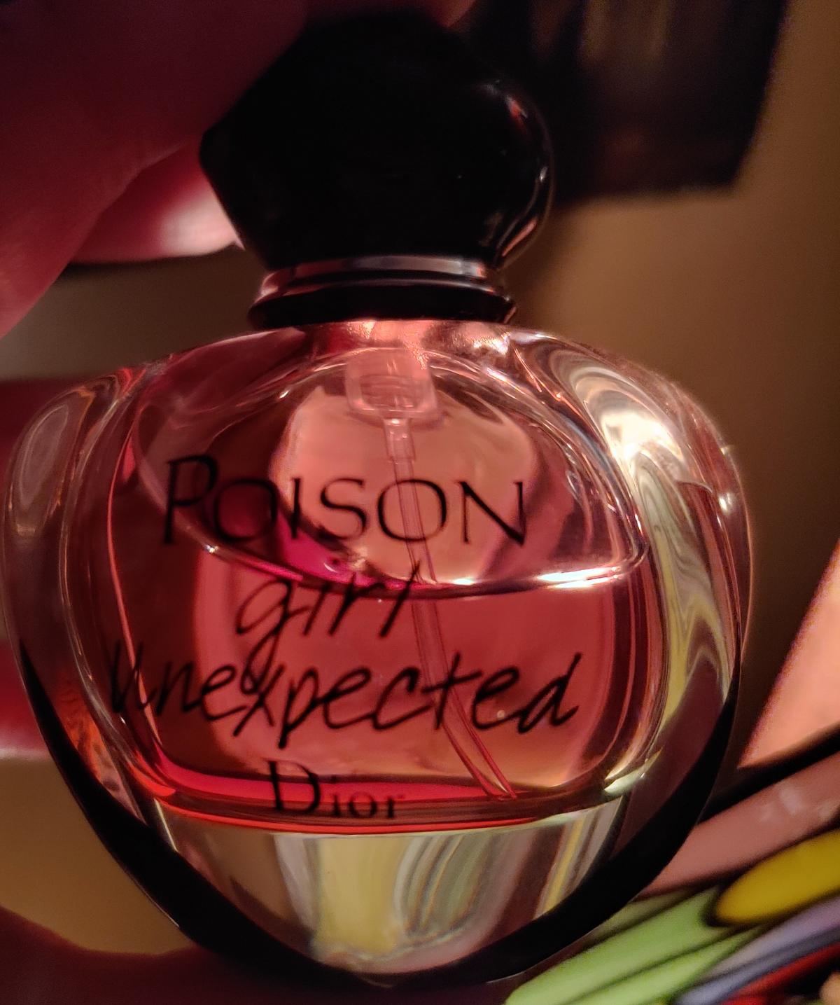 Dior poison girl unexpected. Духи Пойзон герл диор ванильные. Диор герл Унекспектед Фрагрантика. Christian Dior Poison girl unexpected. Шариковые духи Dior Poison girl.