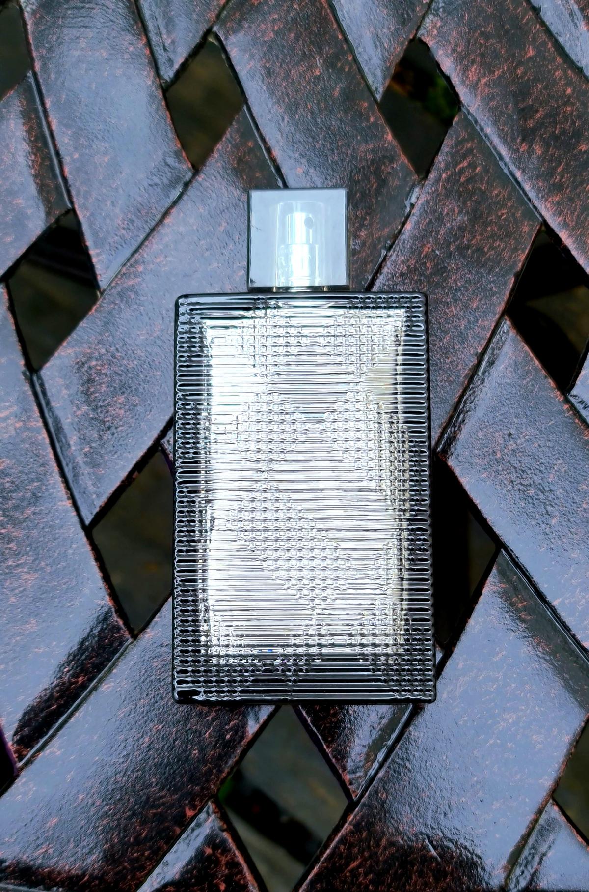 Brit Rhythm for Him Intense Burberry Cologne ein es Parfum für Männer