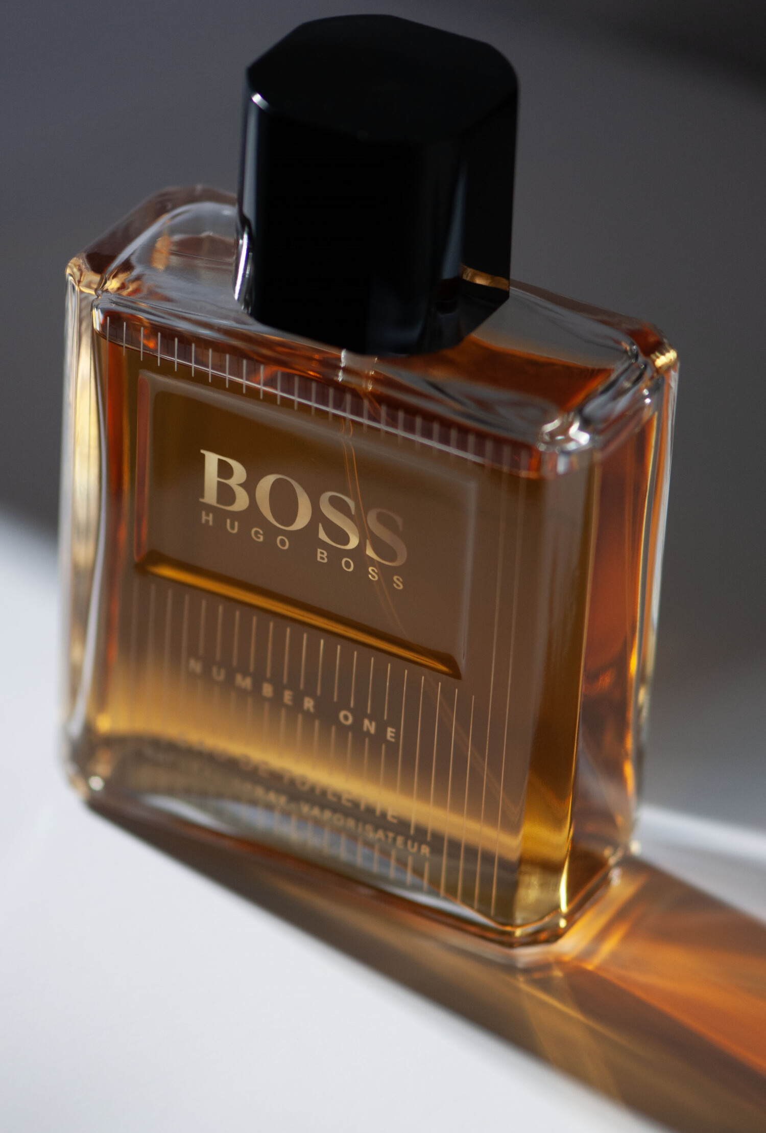 Boss Number One Hugo Boss Colonia - una fragancia para Hombres 1985