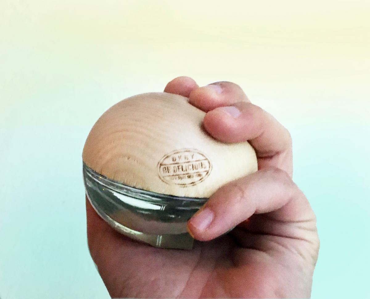 DKNY Be Delicious Coconuts About Summer Donna Karan аромат — новый аромат для женщин 2021 DKNY Be Delicious Coconuts About Summer Donna Karan аромат — новый аромат для женщин 2021