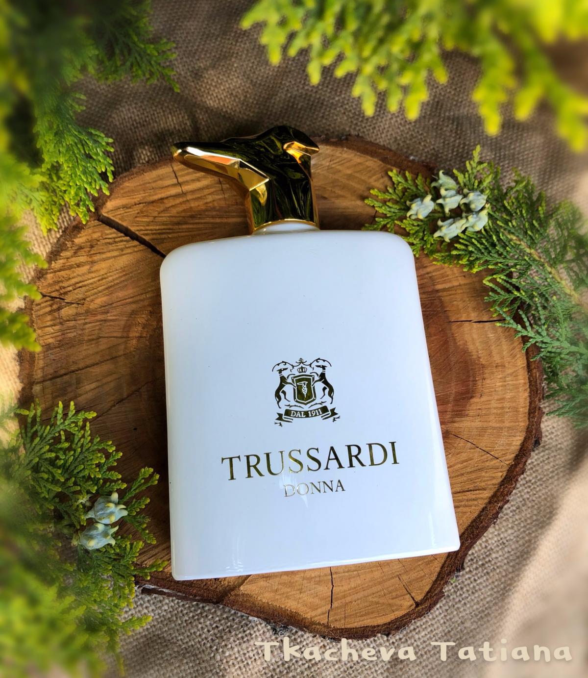 Trussardi donna edp. Trussardi Donna Eau. Trussardi Donna 100 мл. Труссарди Интенс.