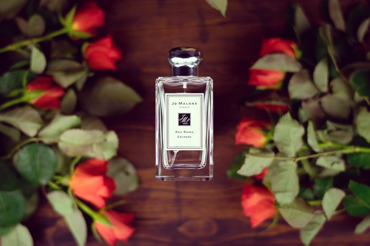 Джо Малон роза. Джо Малон ред Роуз. Jo Malone London Red Roses Cologne. Джо Малон духи болгарская роза.