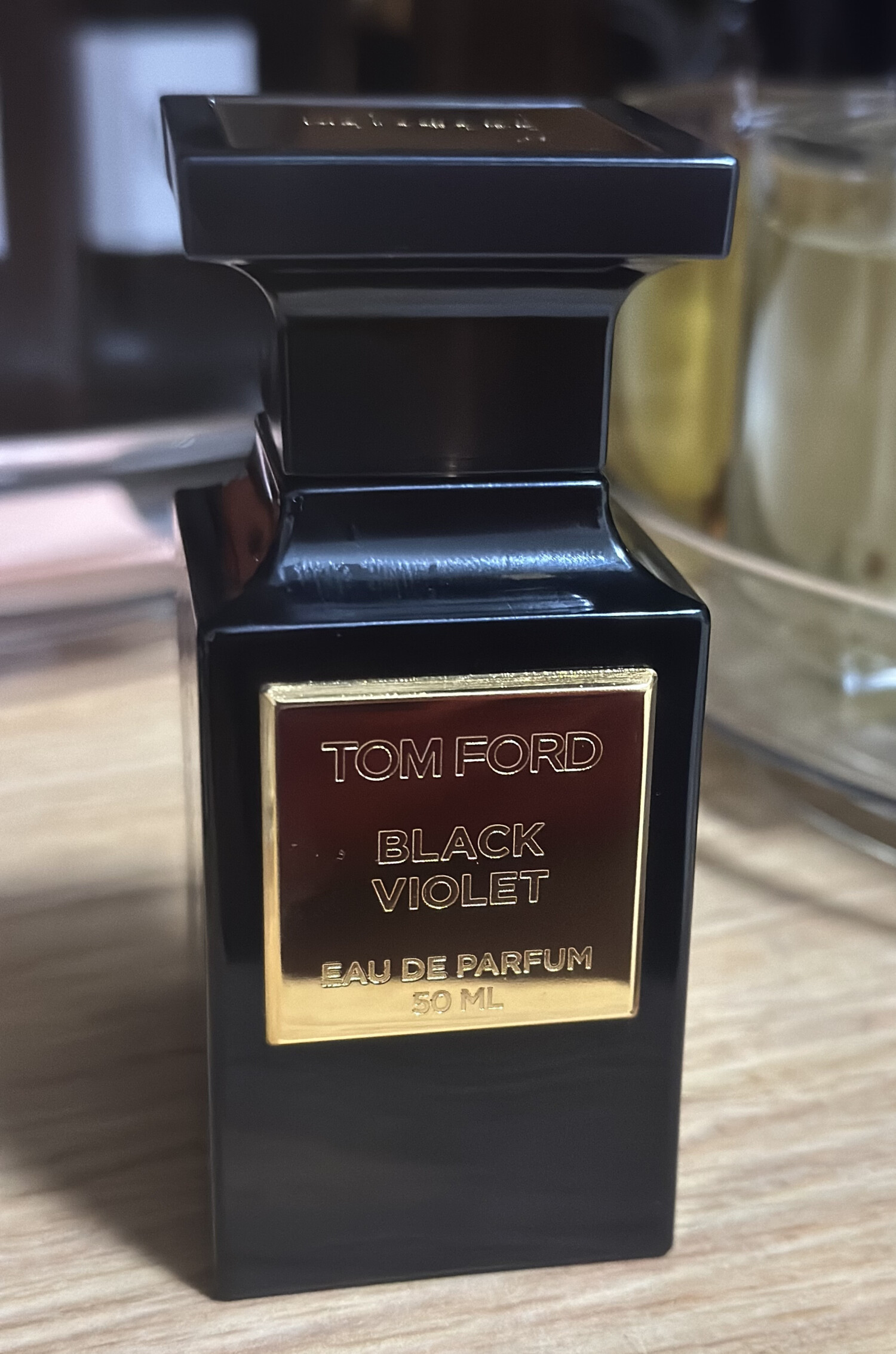 Black Violet Tom Ford Parfum Un Parfum Pour Homme Et Femme 2007 Black Violet Tom Ford Parfum Un Parfum Pour Homme Et Femme 2007
