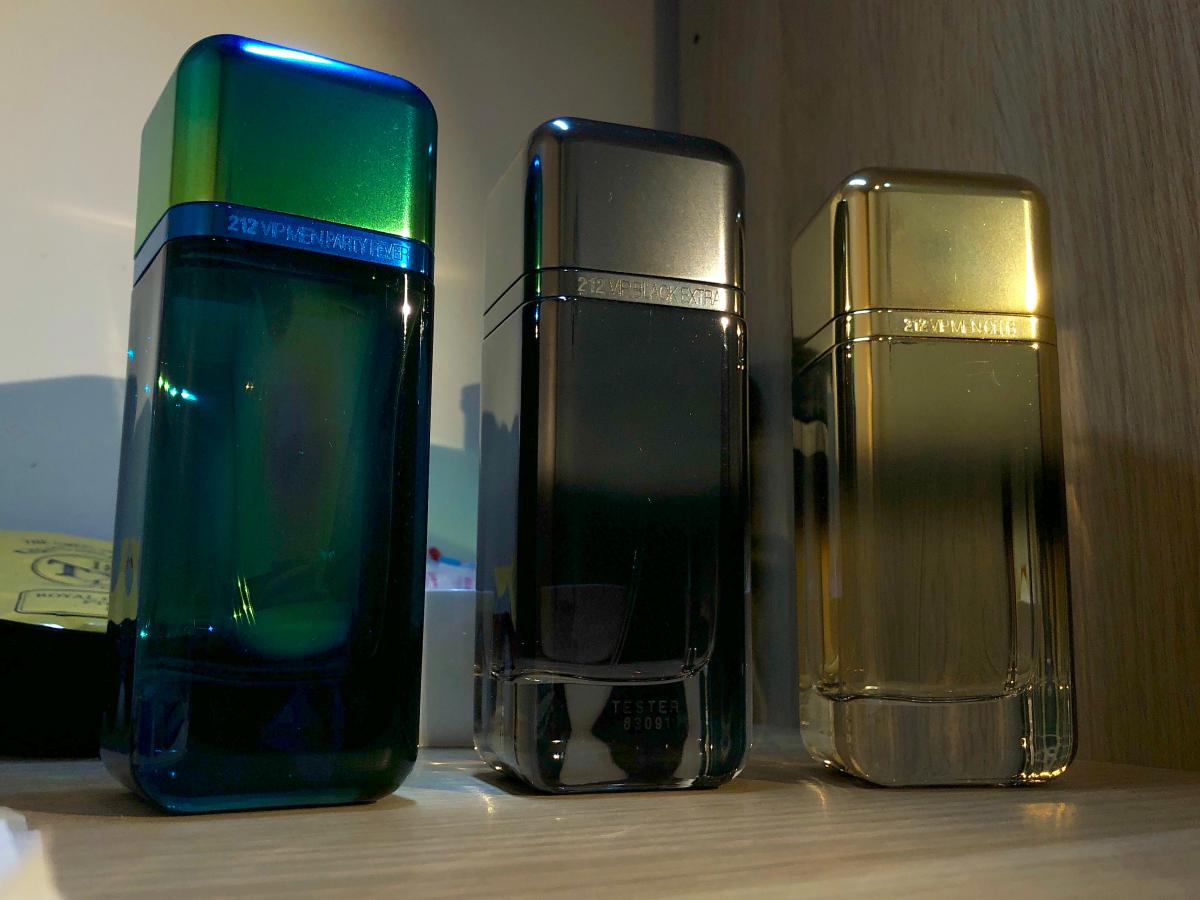 212 VIP Men Party Fever Carolina Herrera colonie - un parfum de barbati ...