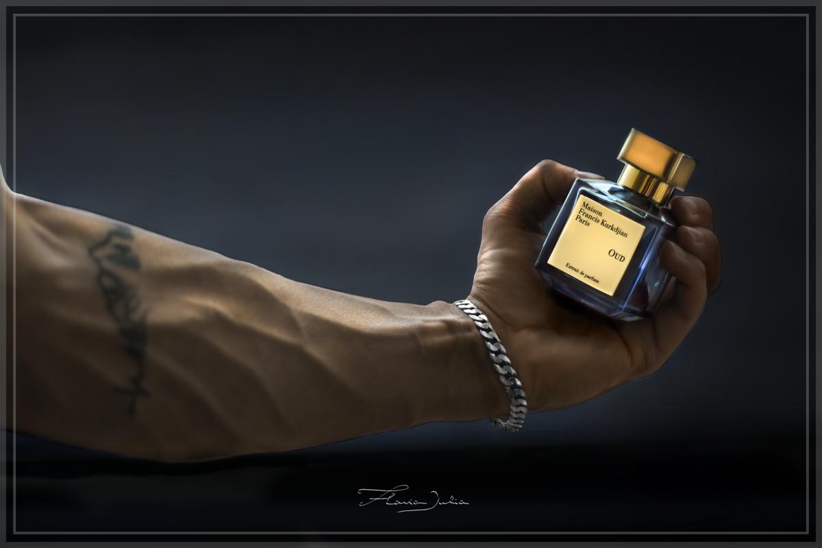 Oud Extrait de Parfum Maison Francis Kurkdjian una fragranza unisex 2018